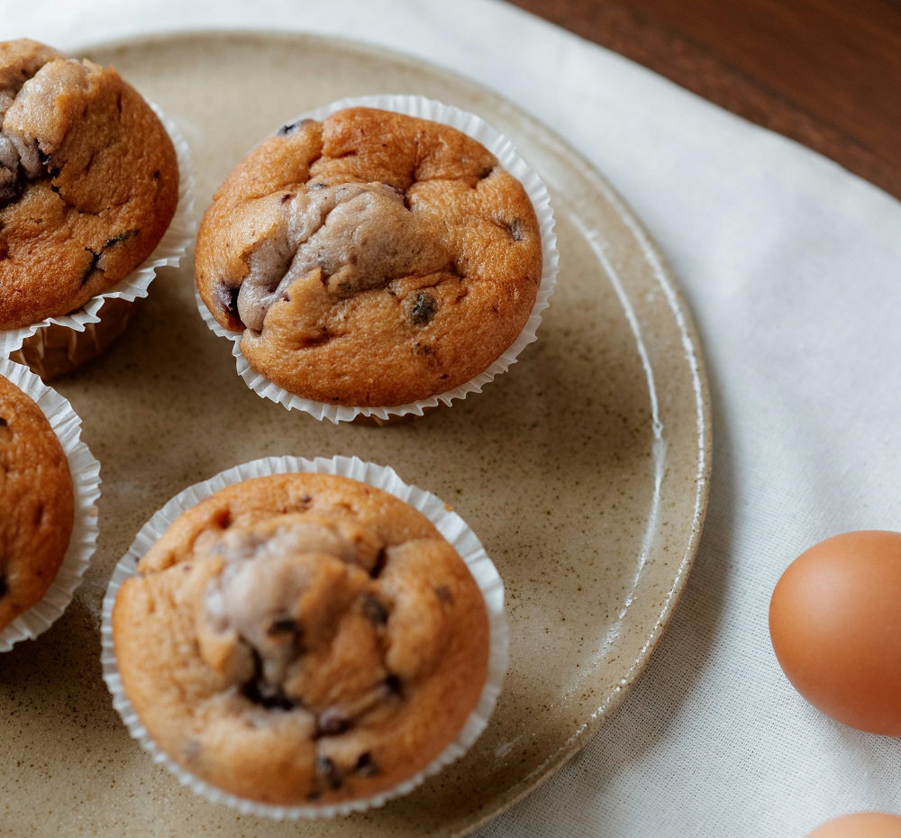 Banana and cherry muffins