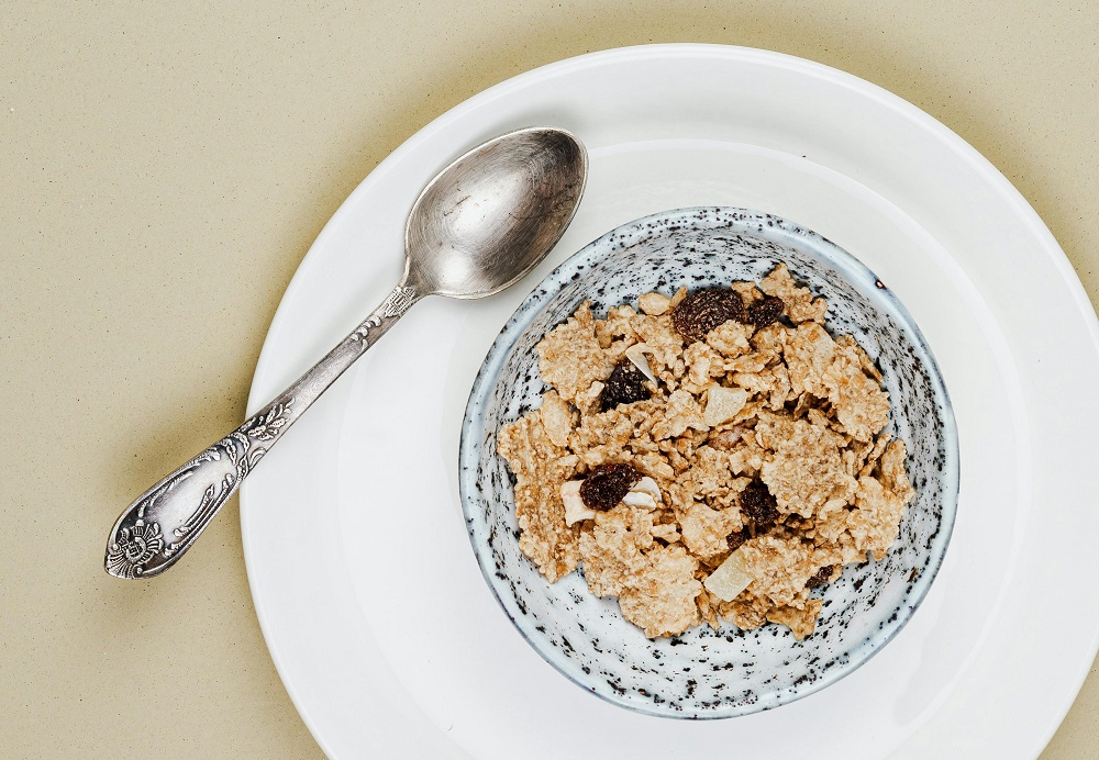 Bran flakes with raisins